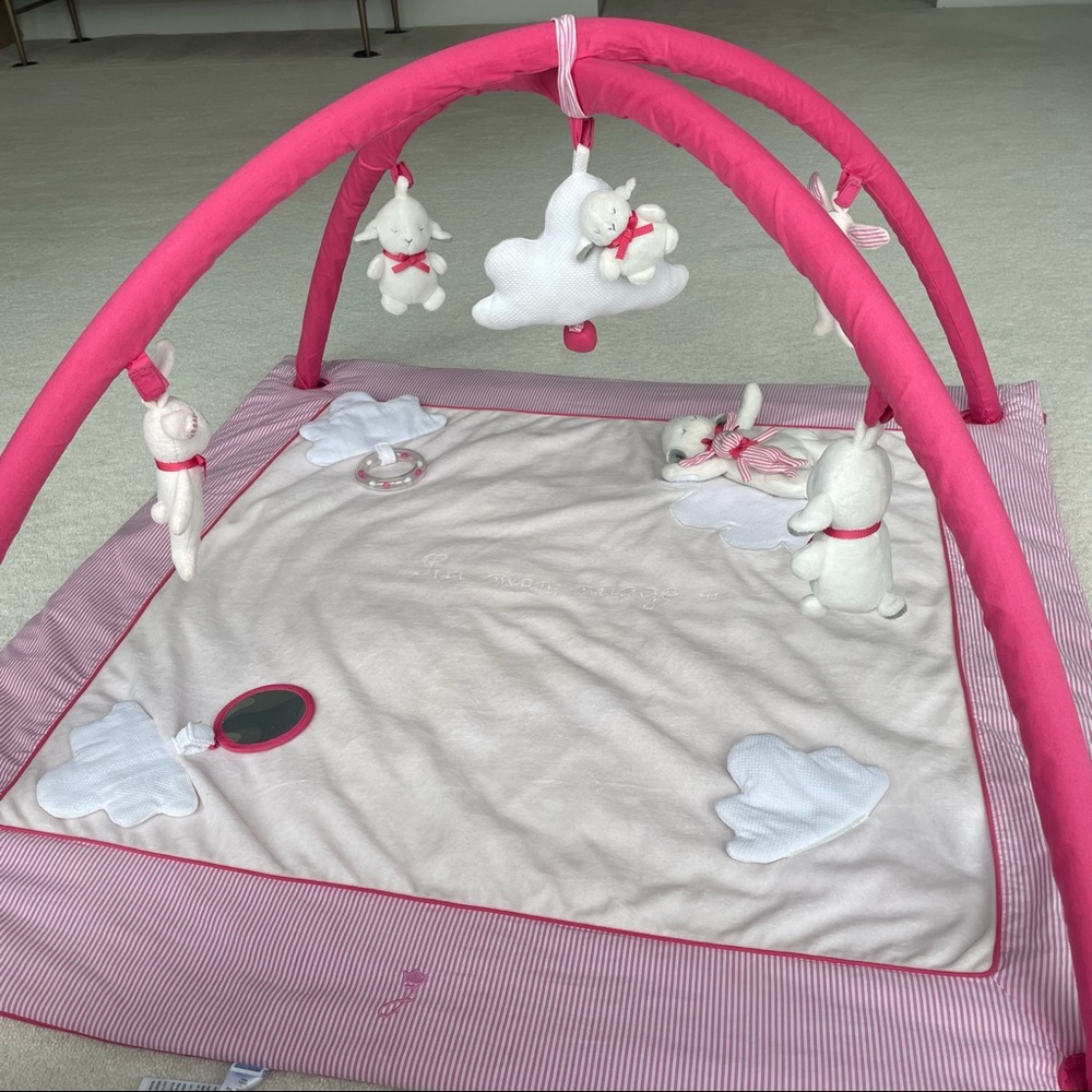Jacadi pink and white baby playmat